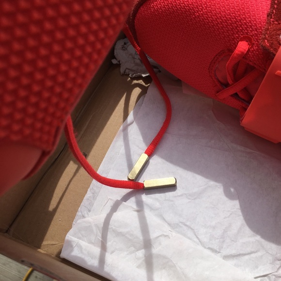 Air Yeezy 2 Red October - Picture 5 of 8
